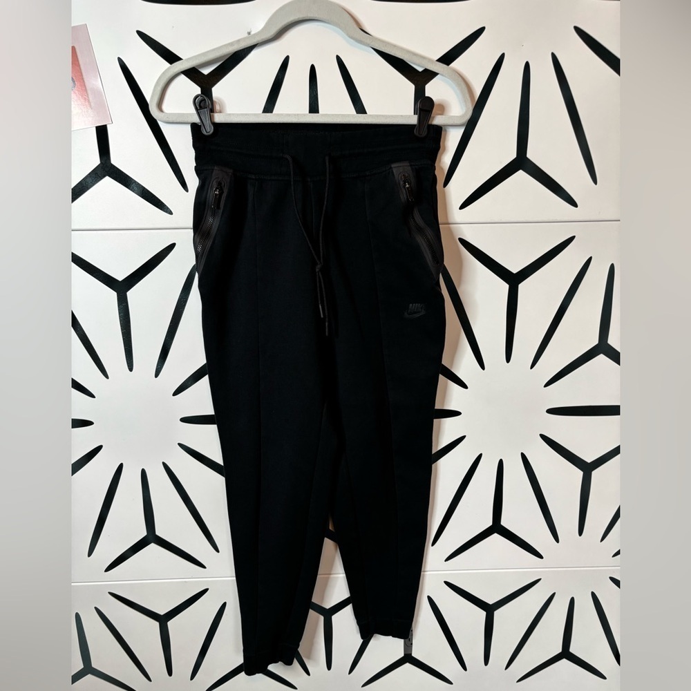 Nike Women’s Black Joggers Size XS